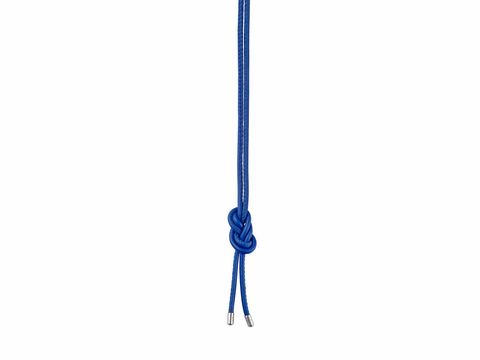 Eine blaue Halskette von Endless, J.Lo mit einem Knoten und zwei silbernen Enden aus Edelstahl, Länge 120 cm, ideal für modische Akzente.