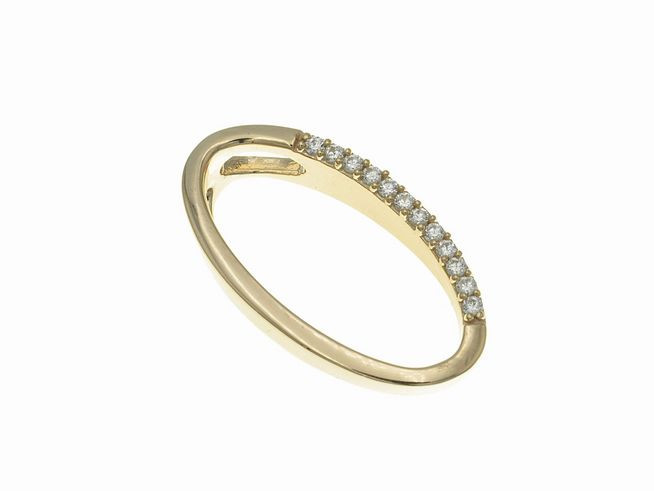 Anhänger aus poliertem Sterlingsilber in Roségold mit einem Buchstaben O und Zirkonia-Steinen, Hersteller Juwelier Harnisch.