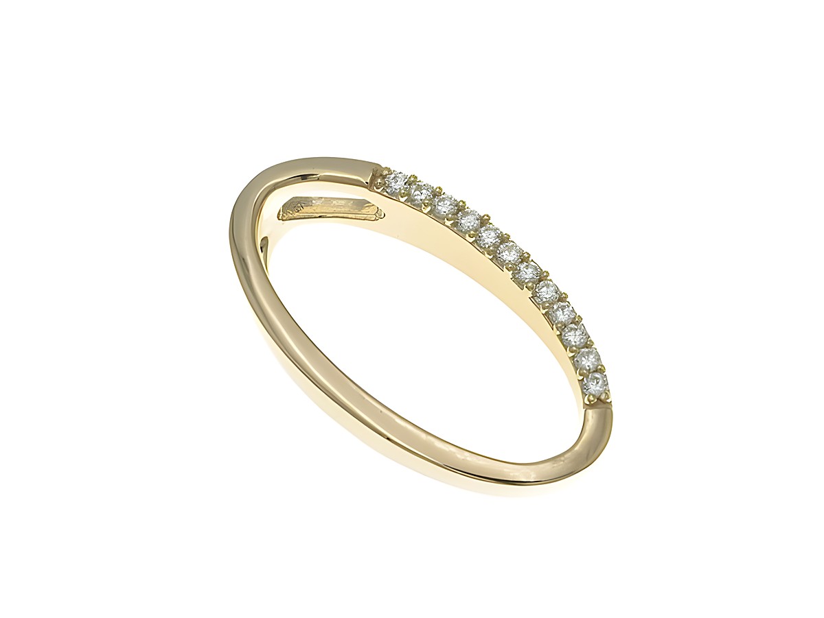 Anhänger aus poliertem Sterlingsilber in Roségold mit einem Buchstaben O und Zirkonia-Steinen, Hersteller Juwelier Harnisch.