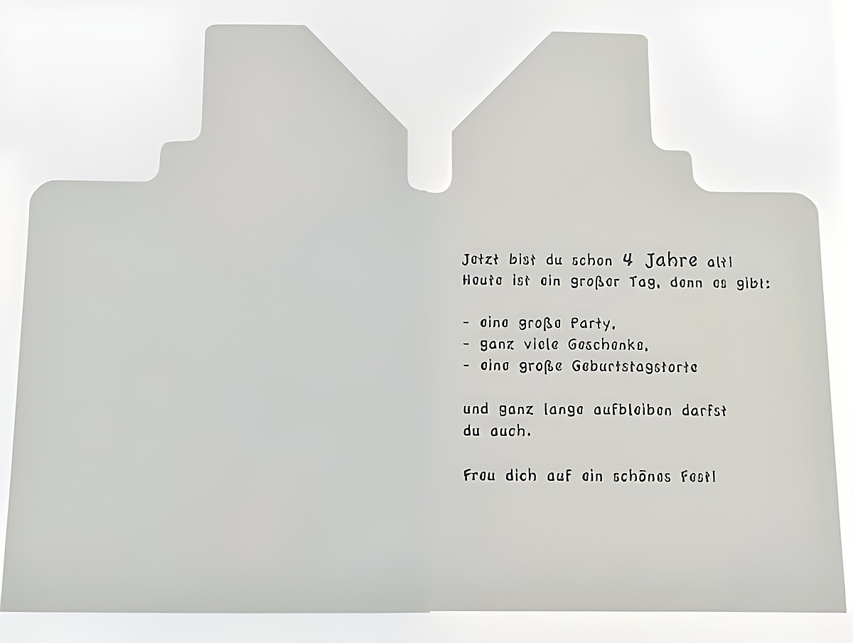 Geburtstagskarte mit bunten Kerzen, Innenansicht mit Text zum vierten Geburtstag. Hersteller: Juwelier Harnisch. Freude auf ein schönes Fest. – Ansicht 2
