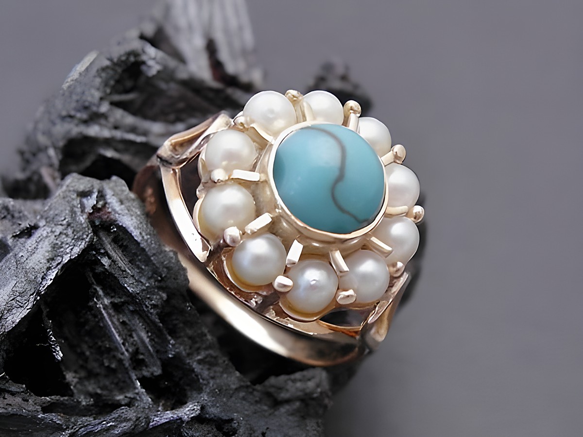 Goldring traumhaft Gr. 49 mit Zuchtperle und Türkis-Imitation aus Gold 750, Hersteller Juwelier Harnisch, bis Gr. 50/16.