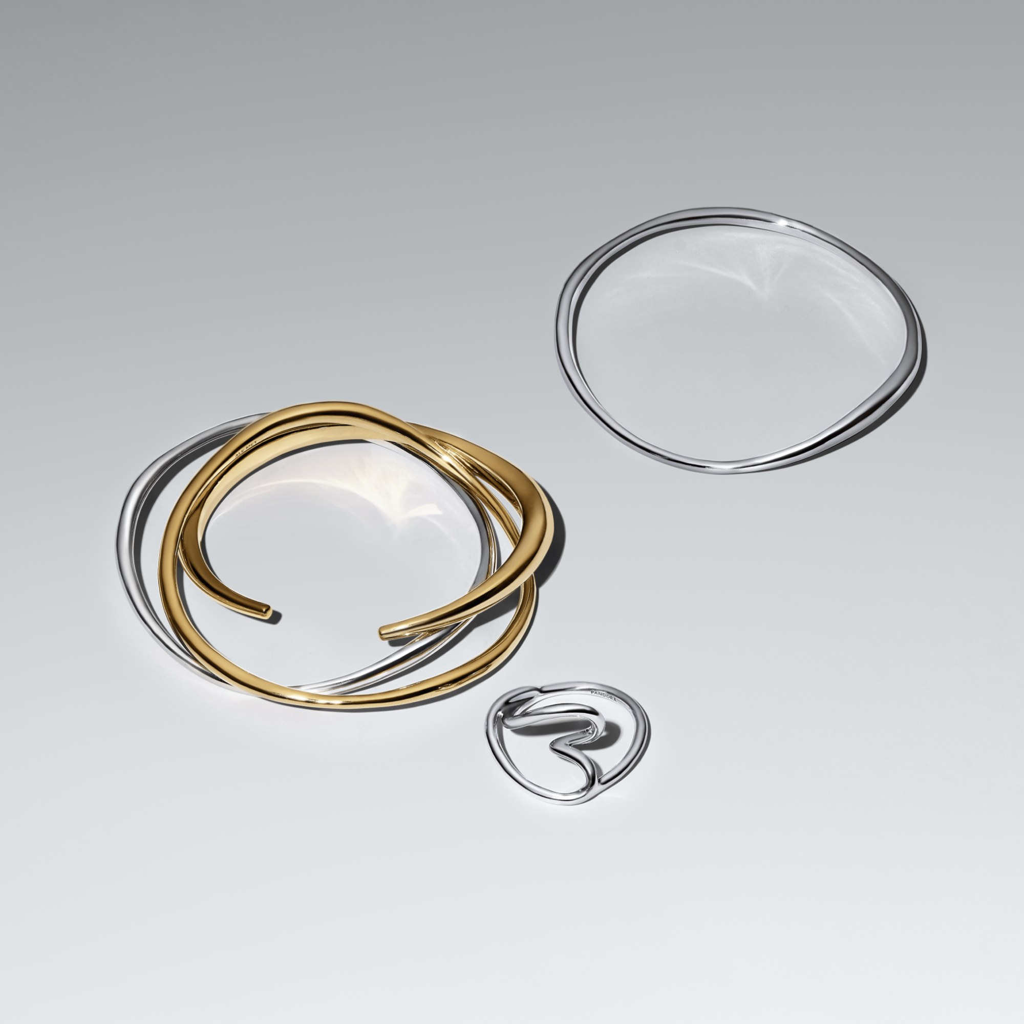 Pandora Ring - LOVE Herzring organisch geformt - Sterling Silber – Ansicht 3