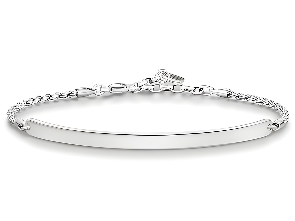 Silbernes Armband von Thomas Sabo mit geschwärzter und polierter Oberfläche, verstellbar von 16,5 bis 19,5 cm, Teil der Love Bridge Kollektion.