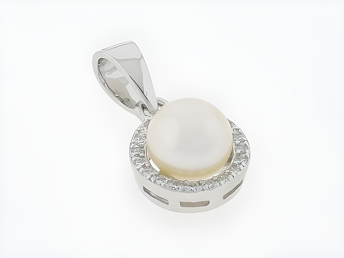 Silber Anhänger rund edel mit Süßwasser Zuchtperle und klarem Zirkonia, Hersteller Juwelier Harnisch, elegant und zeitlos, ideal als Schmuckstück für jeden Anlass.