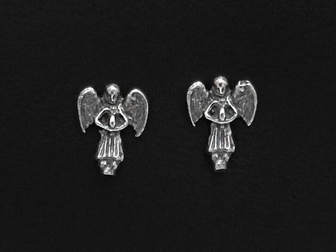 Engel Ohrringe 925 Sterling Silber Anhänger romantisch von Juwelier Harnisch, Ohrstecker ohne Stein, zarte Engel mit ausgestreckten Flügeln.