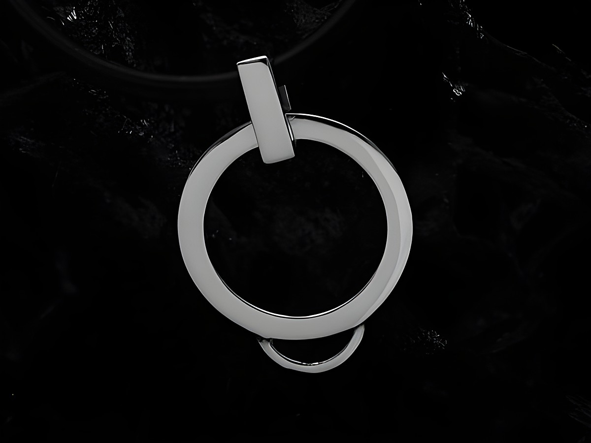 Charms Träger für Kette aus poliertem Sterling Silber mit einem Durchmesser von 17 mm, hergestellt von Juwelier Harnisch, in modernem Design.