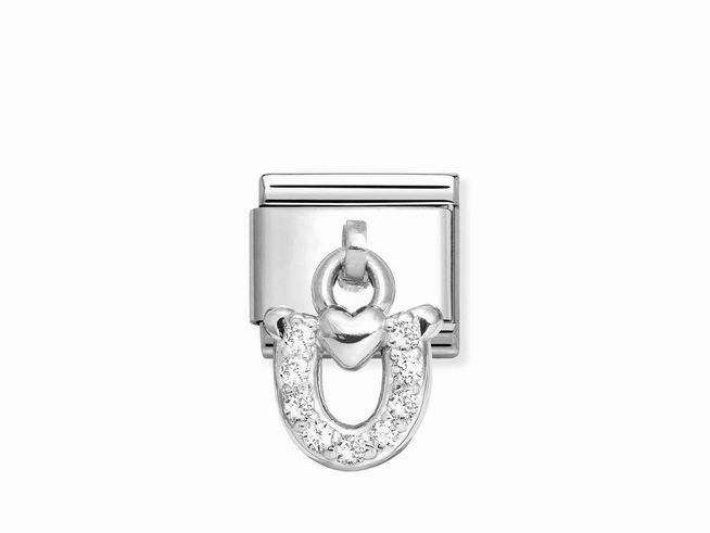 Charms von Nomination 331800 32 Classic mit einem Hufeisen aus Sterling Silber und Edelstahl, besetzt mit weißen Zirkonia, elegantem Design und Herzdetails.