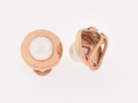 Silber Ohrclip rosé vergoldet mit Süßwasserzuchtperle klassisch von Juwelier Harnisch, elegant und zeitlos gestaltet, perfekt für besondere Anlässe oder den Alltag.