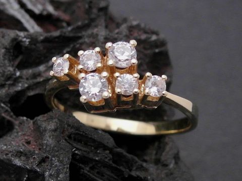 Gold Ring in elegantem Design aus Gold 585 mit Zirkonia, Goldring in Gr. 54, Hersteller Juwelier Harnisch, bis Gr. 54/17,5.