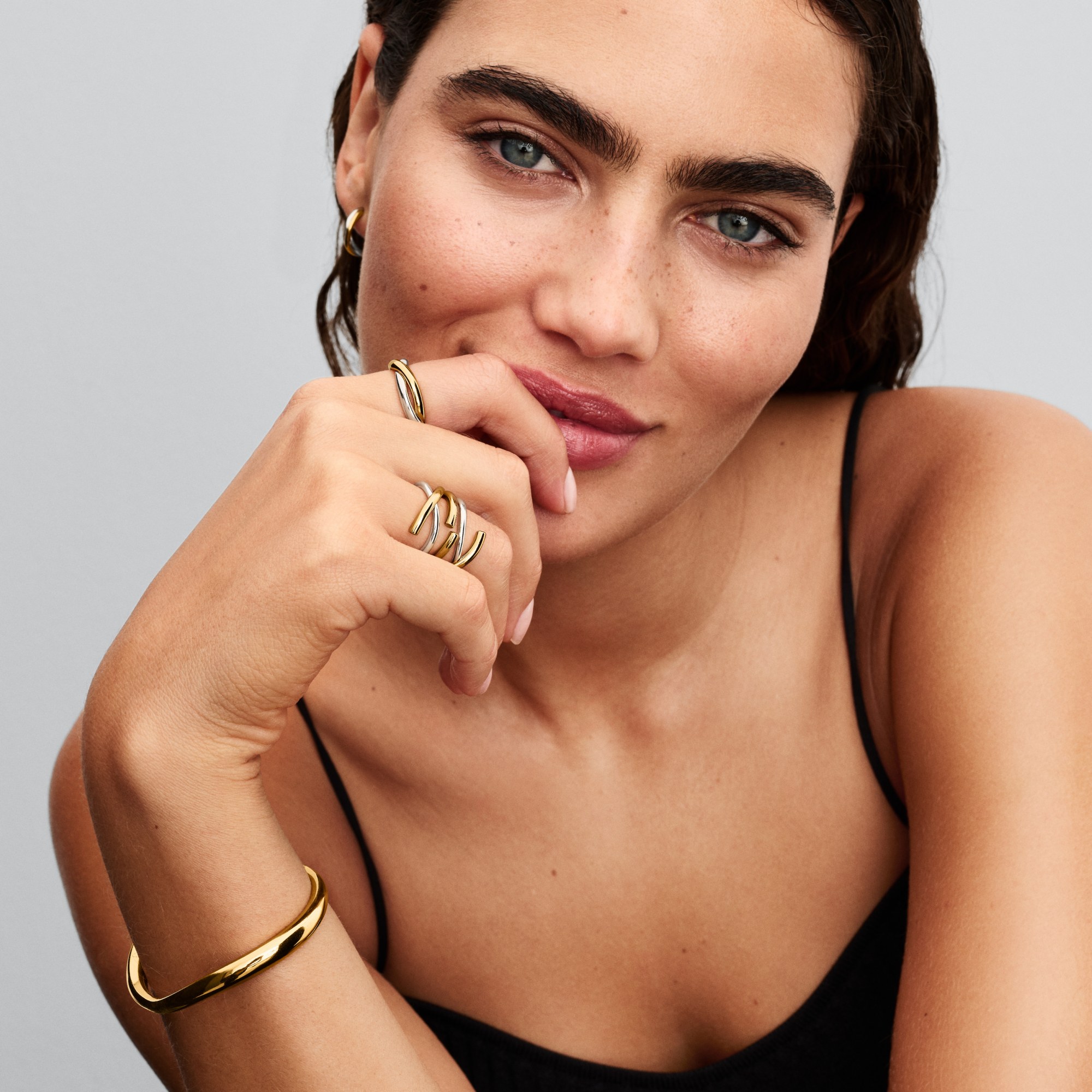 Pandora ESSENCE - organisch geformter bicolorr Doppelring – Ansicht 4