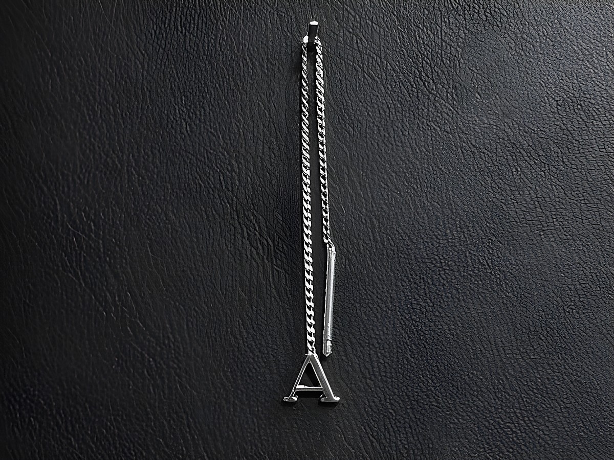 Silber Ohrring Buchstabe A Initialen Ohrhänger 1 Stück von Juwelier Harnisch aus hochwertigem Material, elegant und modern gestaltet, ideal als persönliches Accessoire oder Geschenk.