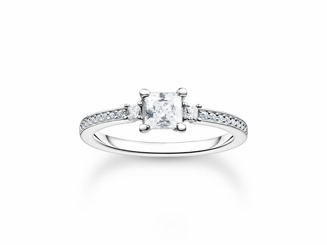 Thomas Sabo Ring TR2397-051-14-56 aus Sterling Silber mit Zirkonia in Größe 56, einzigartiges Design mit quadratischem Stein und funkelnden Zirkonia entlang des Rings.