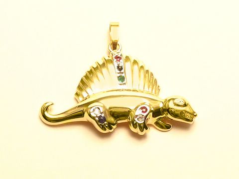 40417-0 Dinosaurier Anhänger aus 585 Gold mit Saphir, Rubin und Smaragd, hergestellt von Juwelier Harnisch, zeigt ein detailreiches Design eines Dinosauriers mit charakteristischer Rückenfinne.