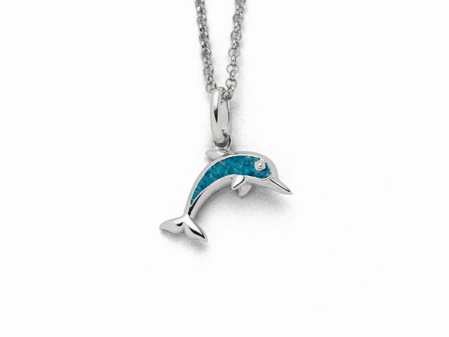 Eine elegante Halskette von DUR mit einem Delfin-Anhänger aus Sterling Silber, verziert mit blauem Schmuckstein und einem kleinen Glitzerstein, ideal für jeden Anlass.