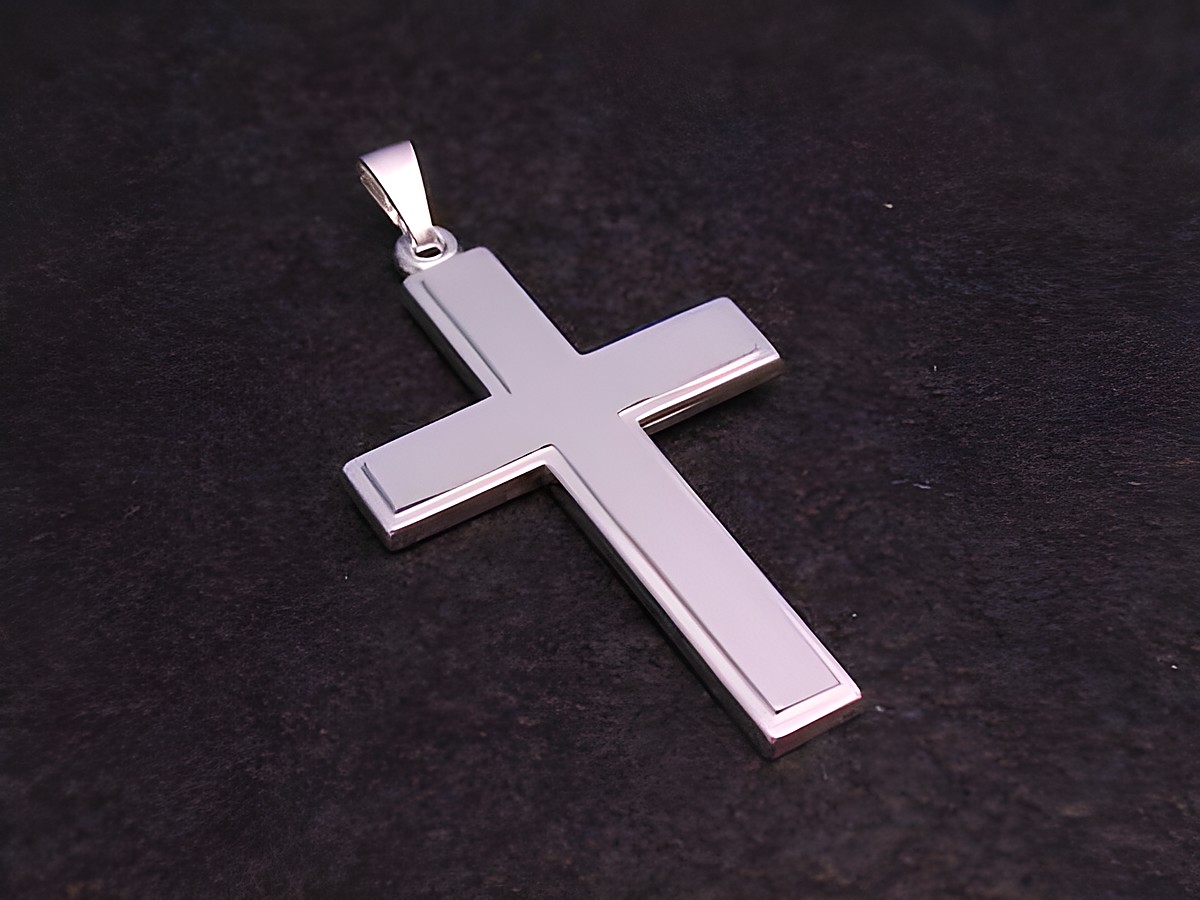 Anhänger Kreuz aus Sterling Silber, schlicht und göttlich, vom Hersteller Juwelier Harnisch, perfekt für einen eleganten und zeitlosen Look.