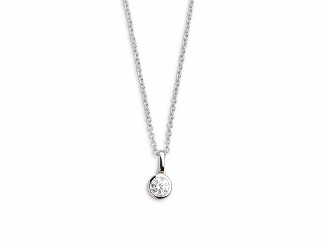 Xenox Sterling Silber Kette XS7283 mit Ankerkette in ZARGE SILBER, 40-45 cm lang, ziert einen schlichten Anhänger mit funkelndem Stein, perfekt für stilvolle Anlässe.