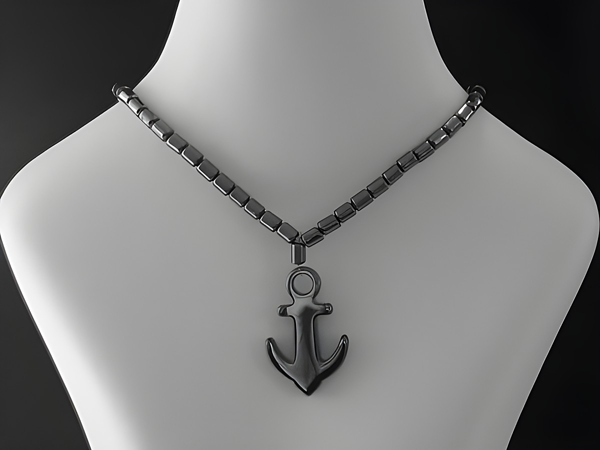 Hämatit Kette 45 cm für Damen und Herren mit einem schlichten Anker Anhänger, hergestellt von Juwelier Harnisch, ideal für einen maritimen Look.