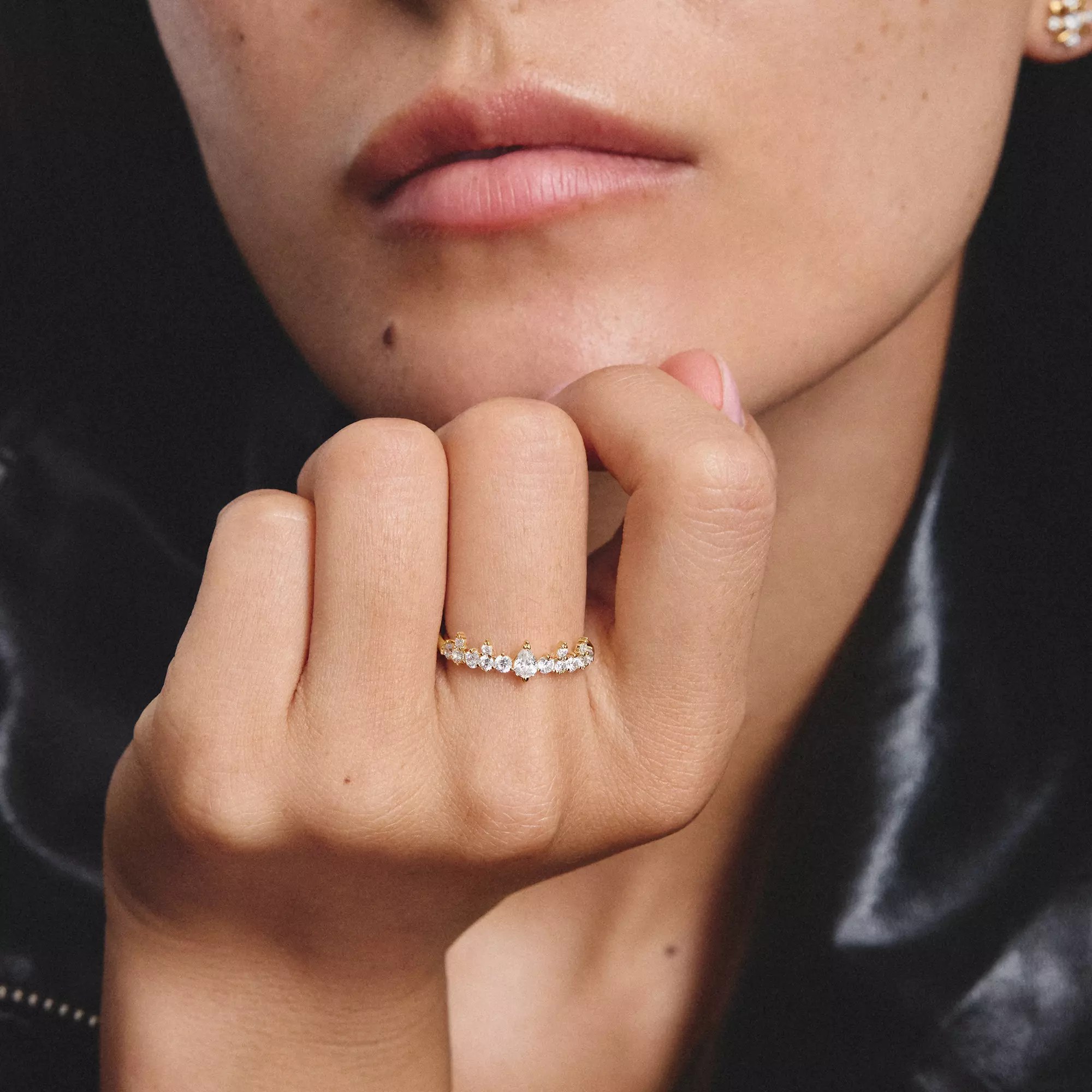 Thomas Sabo Ring mit weißem Zirkonia – vergoldet – 5,6 mm hoch – Ansicht 4