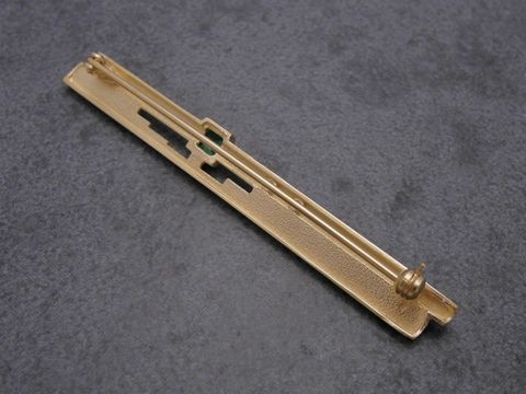 Gold Brosche modern Gold 333 mit synthetischem Smaragd und Zirkonia als Anstecknadel, Hersteller Juwelier Harnisch, elegante Brosche ideal für festliche Anlässe.