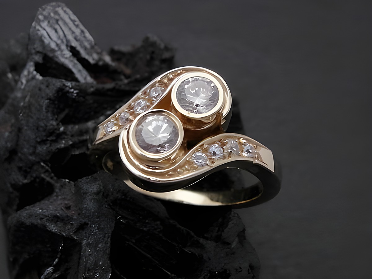 Gold Ring - designorientiert - Gold 585 - Zirkonia - Goldring - Gr. 54, Hersteller: Juwelier Harnisch, bis Gr. 54/17,5, mit zwei Zirkonia und dekorativen Elementen.