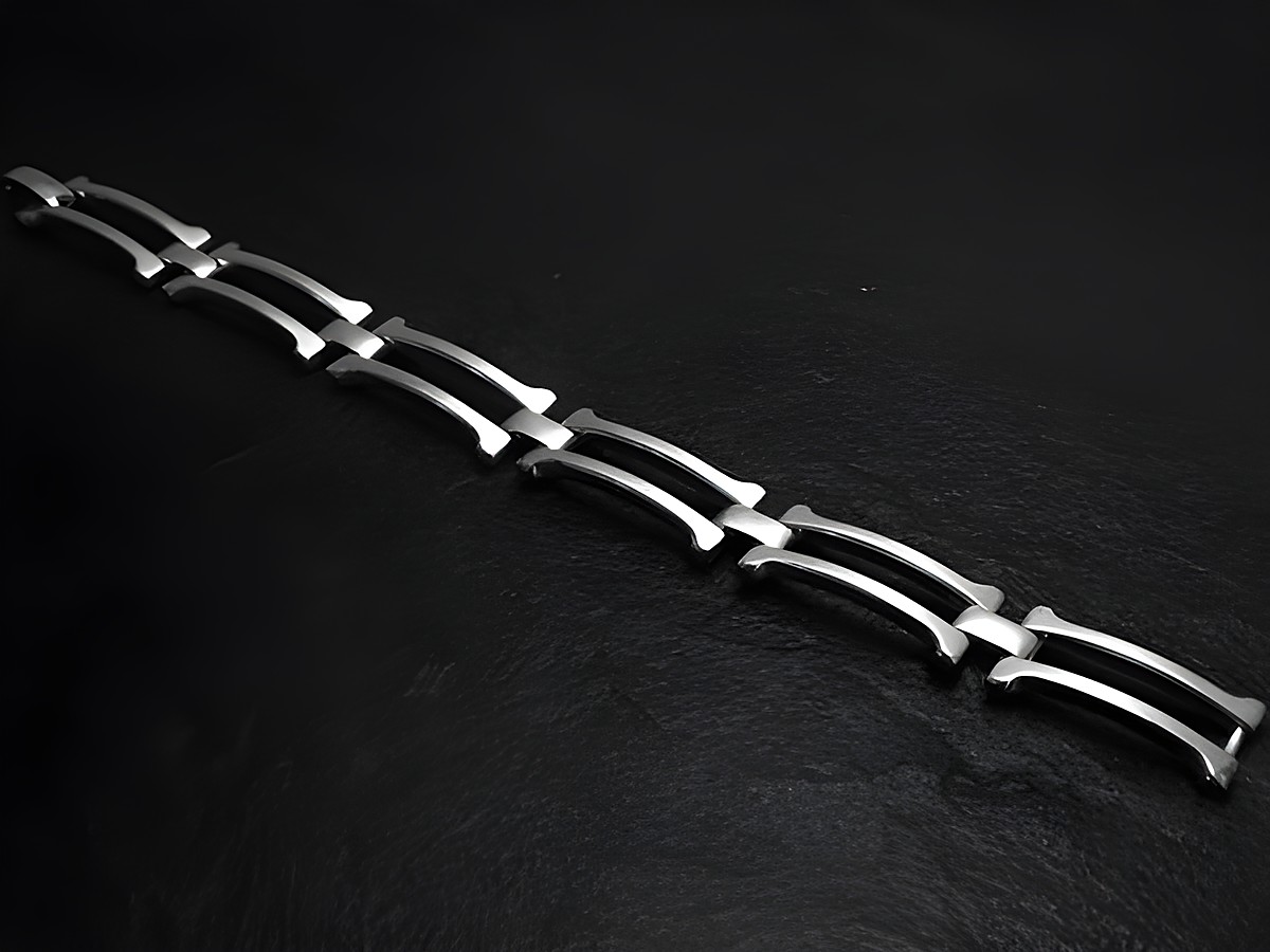 Silberarmband elegant 19 cm Design, Hersteller Juwelier Harnisch, mit Stein, zeigt eine zeitlose und stilvolle Verbindung von Silber und edlem Stein, perfekt für jeden Anlass.