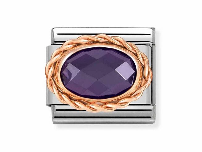 Edelstahl charm von Nomination in Roségold mit einem großen violetten Zirkonia Stein, elegant gefasst in einem geflochtenen Rahmen. Ideal für stilvolle Armbänder.