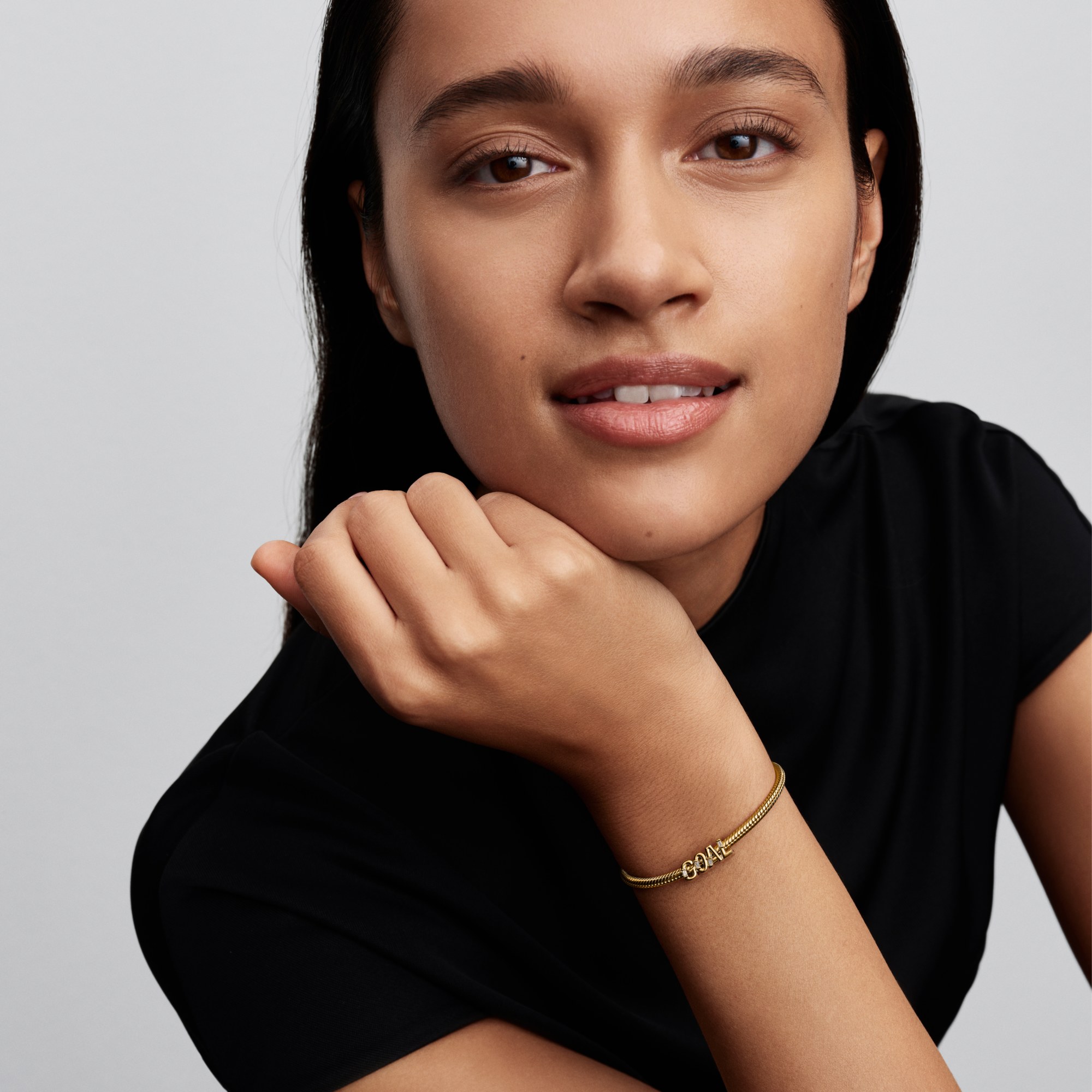 Pandora Goal-Schriftzug-Charm Zirkonia - Gelbgold Vergoldung – Ansicht 4