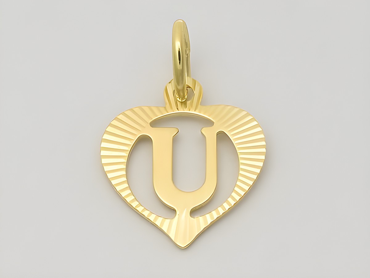 Herz Buchstabe U Gold Anhänger 333 Gold diamantiert von Hersteller Juwelier Harnisch, stilvolles Design mit ausgefallener Textur, ideal als Schmuckstück für besondere Anlässe.