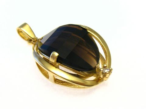 Gold Anhänger 585 Designerschmuck mit einem beeindruckenden Rauchquarz und einem Diamanten, hergestellt von Juwelier Harnisch, ideal als elegantes Accessoire.