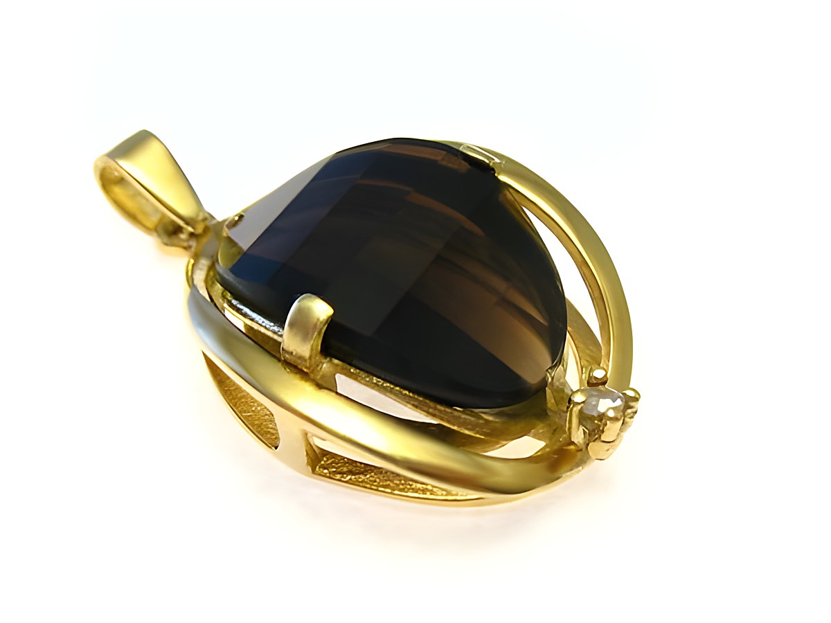 Gold Anhänger 585 Designerschmuck mit einem beeindruckenden Rauchquarz und einem Diamanten, hergestellt von Juwelier Harnisch, ideal als elegantes Accessoire.