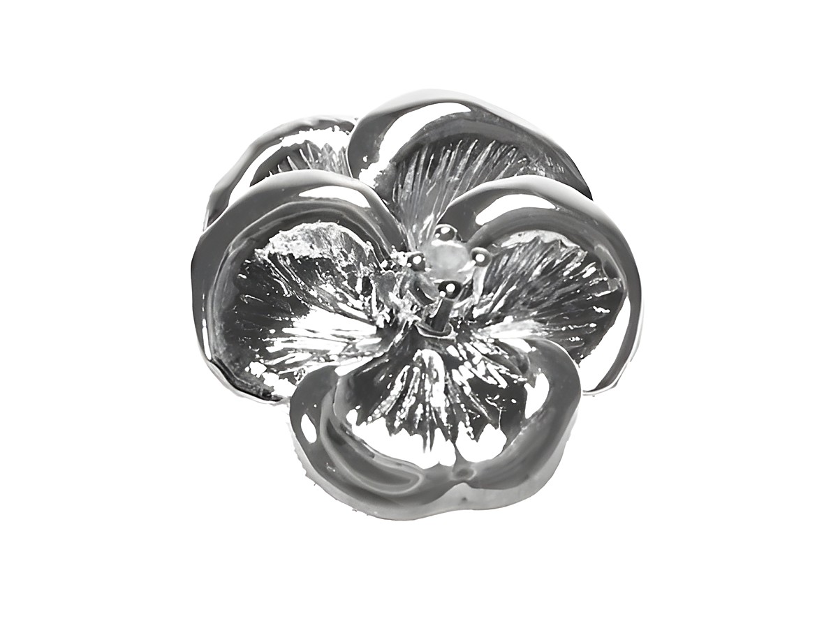 Silber Anhänger rhodiniert in Form einer Blume mit Bergkristall, hergestellt von Juwelier Harnisch, dargestellt als elegante Pflanze für stilvolle Schmuckliebhaber.