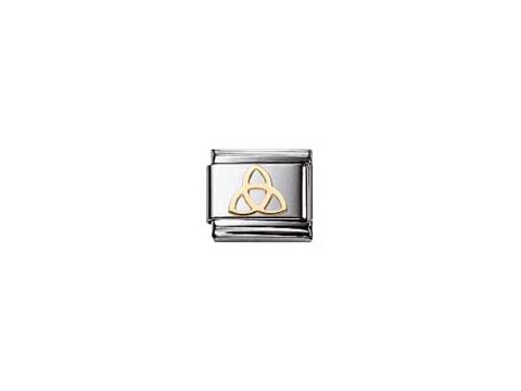 Das Bild zeigt ein Schmuckelement aus Edelstahl mit einer goldenen keltischen Triade. Es ist für das NOMINATION Classic System geeignet und hat ein elegantes Design.