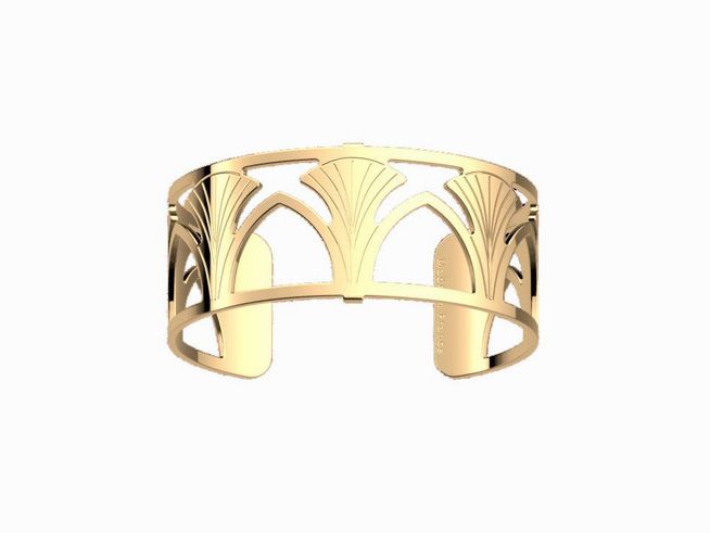 Armreif von Les Georgettes AMULETTE 7035952 aus 25 mm Gold mit Gelbgold Finish, elegantes Design mit filigranen Verzierungen, passt zu jedem Anlass.