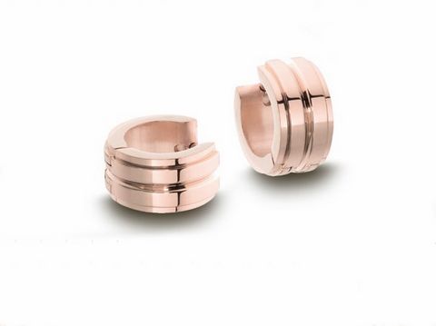 Edelstahl Creolen modisch in roségoldfarben mit einem Durchmesser von 1,3 cm und einer Breite von 7 mm, Hersteller Juwelier Harnisch, stilvolles und elegantes Design.