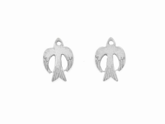 Ohrstecker Schwalbe aus Sterling Silber, poliert und reizend, geeignet für Kinder, angezeigt in einem klaren und ansprechenden Design. Ideal für jeden Anlass.