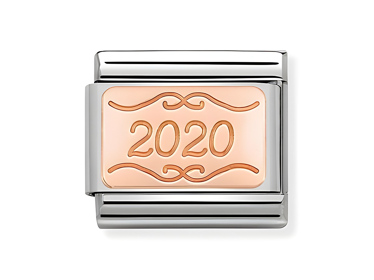 Edelstahlplakette in Roségold mit der Jahreszahl 2020, elegant verziert, passend für das Nomination Armband, modernes Design für persönliche Akzente.