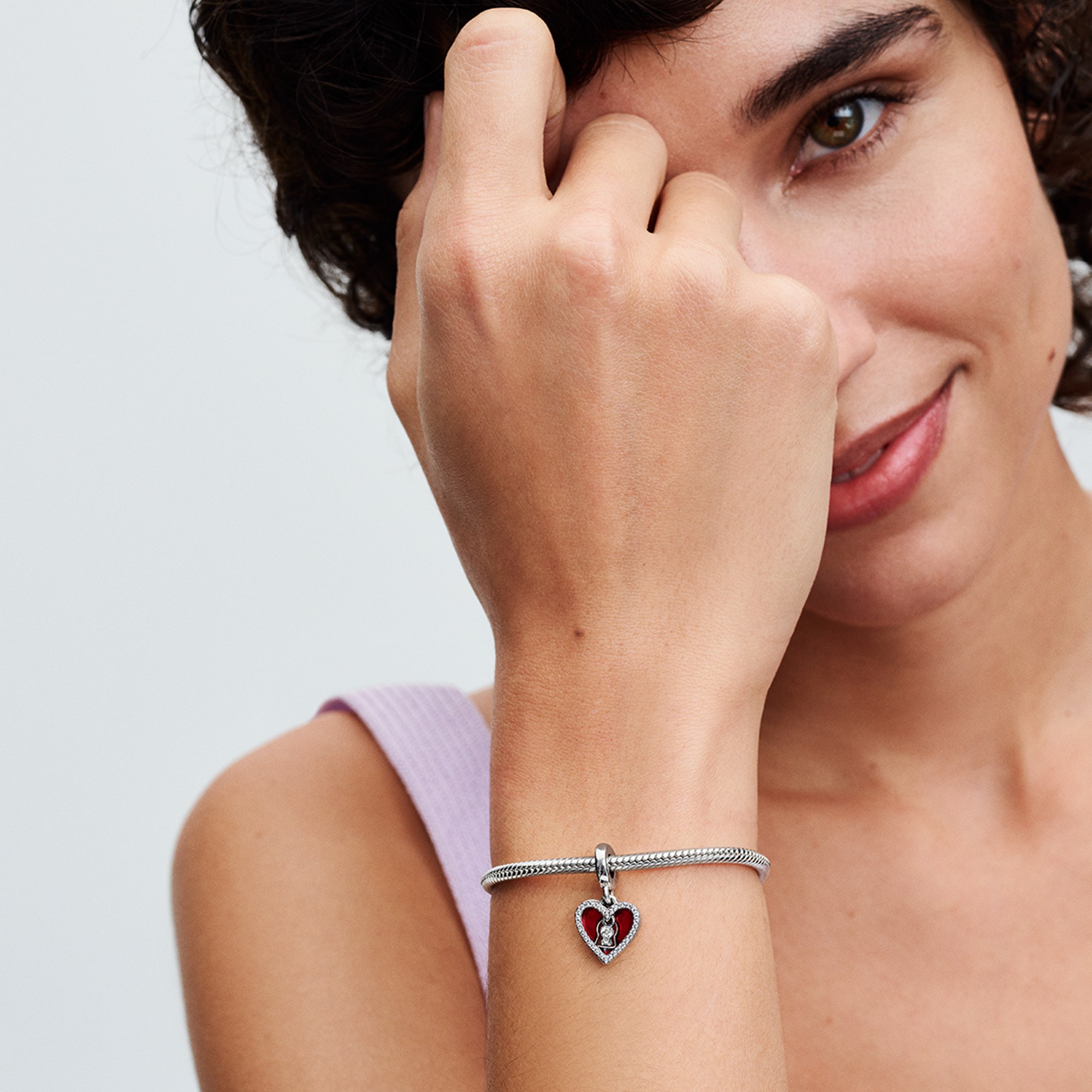 Pandora Rotes Herz & Schlüsselloch Doppelter Charm-Anhänger - Sterling Silber - Zirkonia Rot – Ansicht 5