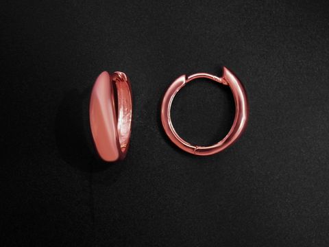 Creolen aus 925 Sterling Silber, 1,5 cm, poliert und rosé vergoldet, Hersteller Juwelier Harnisch, in elegantem Roségold auf Silber, bieten einen modernen und stilvollen Akzent.