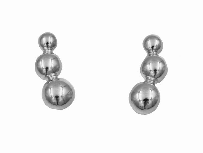 Ohrstecker Kugeltrio aus 925 Sterling Silber, poliert und rhodiniert, ohne Stein, von Juwelier Harnisch, dreiteilig mit unterschiedlichen großen Kugeln.