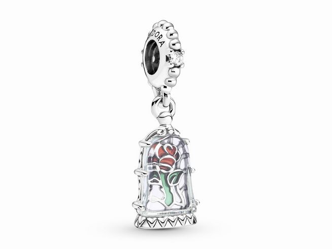 Pandora Charm Anhänger 790024C01 zeigt die verzauberte Rose aus Disney Die Schöne und das Biest, gefertigt aus Sterling Silber mit Zirkonia und Emaille in einem gläsernen Käfig.