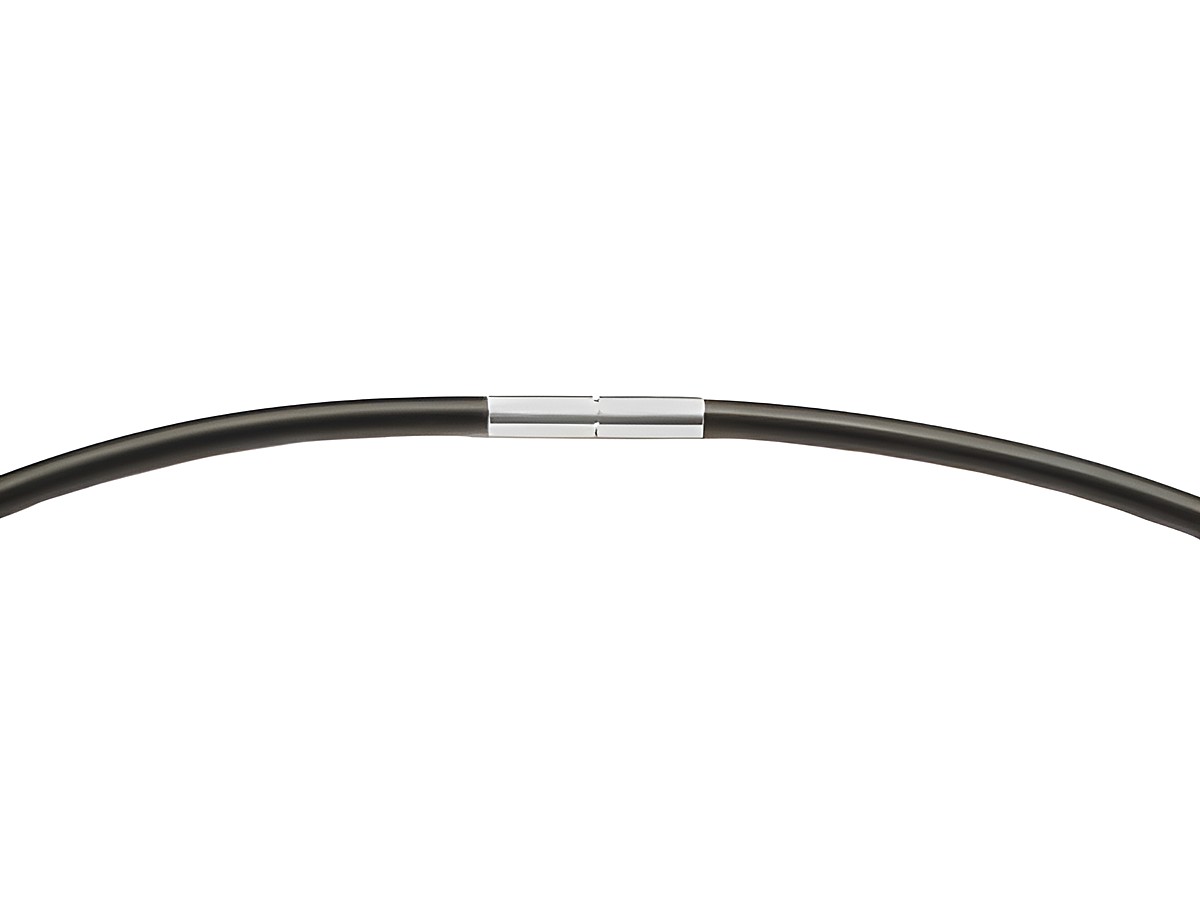 Kautschukband 75 cm aus Naturkautschuk mit einem Durchmesser von 4 mm und einem Edelstahl Bajonett, Hersteller Juwelier Harnisch, ideal für Schmuckgestaltungen.