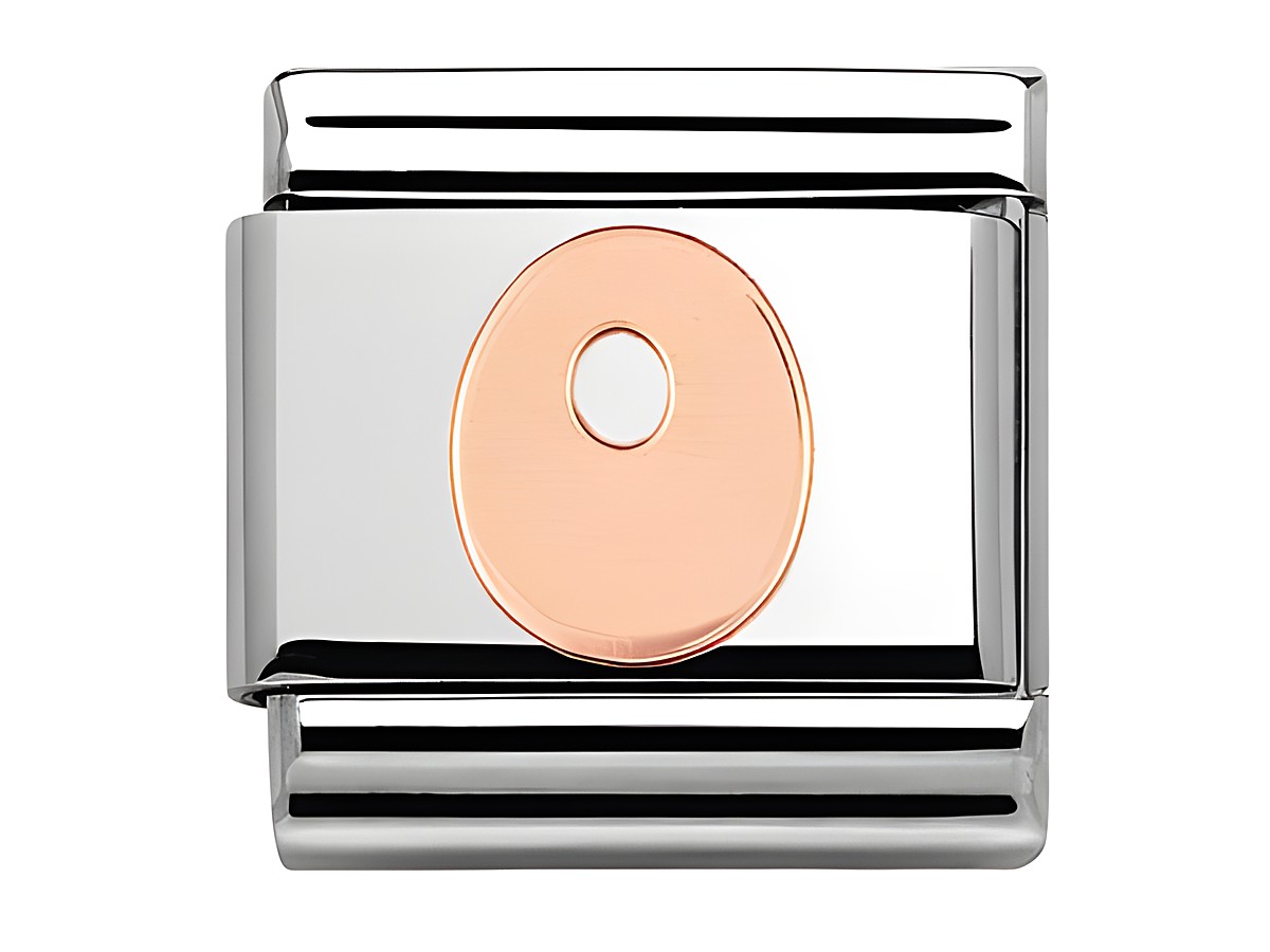 Classic Roségold Buchstabe O von Nomination in der Ausführung O mit einem roségoldenen ovalen Element auf einem silberfarbenen Hintergrund. Ideal für individuelle Schmuckstücke.