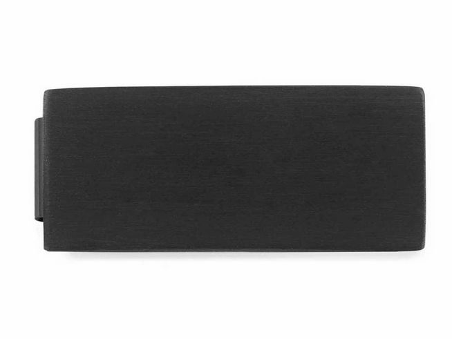 Doppelplatte aus Edelstahl in schwarz-matt, hergestellt von Nomination, mit Charms PVD-Beschichtung, schlichte und elegante Design für individuelles Schmuckstyling.