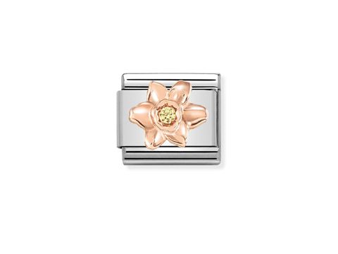 NOMINATION Classic Roségold 430305 13 mit einer Narzisse aus Roségold und einem gelben Stein, auf einem silbernen Hintergrund, elegantes Schmuckdesign für Armbänder.