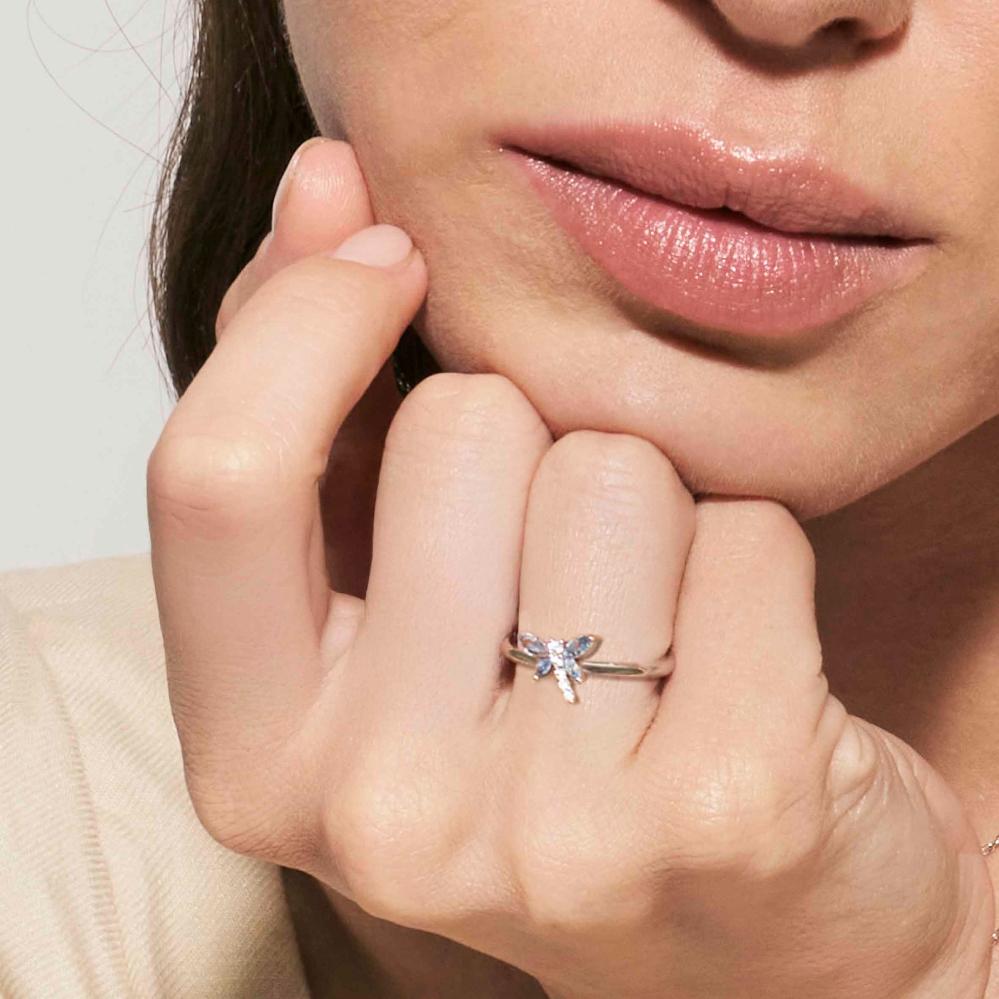 Nomination SHINE ME UP Ring aus Sterling Silber - Zirkonia - Libelle - Weiß - Hellblau - Gr. 51-59 verstellbar – Ansicht 2
