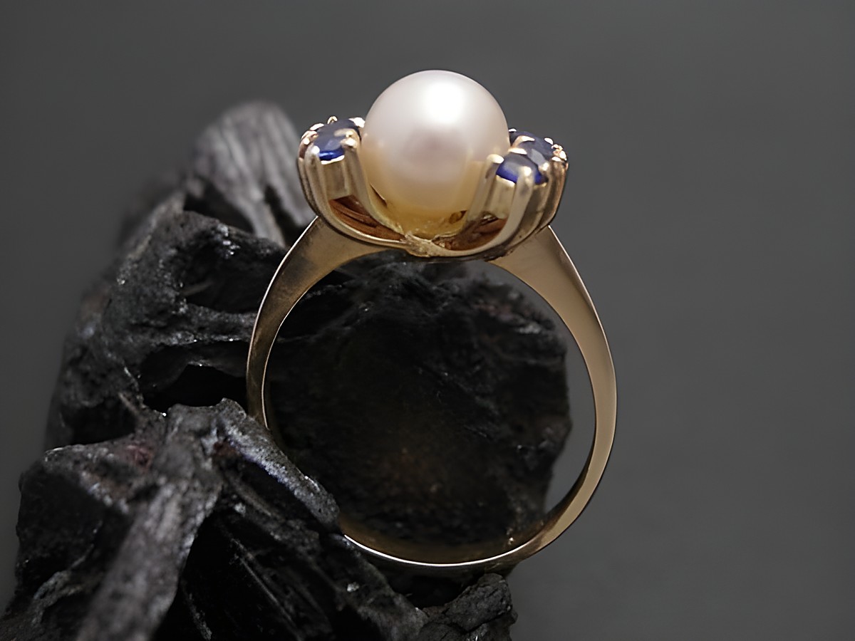 Gold Perlen Ring edel Gr. 54 6,9 mm Zuchtperle mit synthetischem Saphir Gold 333 Hersteller Juwelier Harnisch bis Gr. 54 17,5. – Ansicht 2