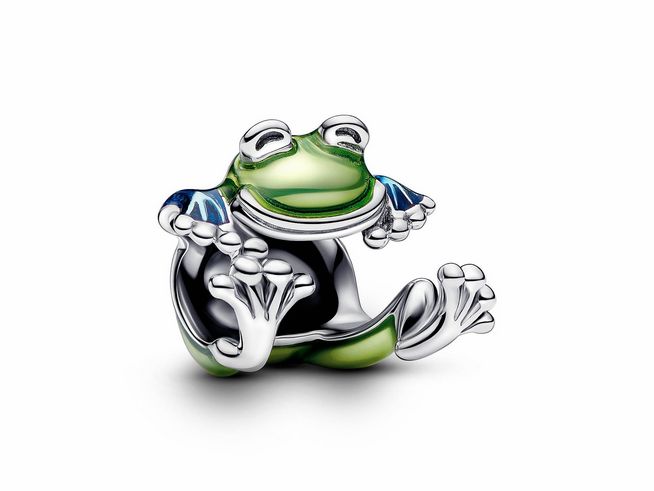Kletternder Frosch Charm aus hochwertigem Sterlingsilber mit detailreicher Emaille in Grün, verleiht jedem Schmuckstück einen verspielten Akzent und zeigt ein fröhliches Froschdesign.