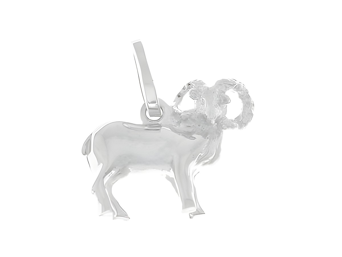 Sternzeichen Widder aus 925 Sterling Silber rhodiniert, dargestellt als stilisierte Widderfigur, ideal für Schmuckliebhaber und astrologische Enthusiasten, Hersteller Juwelier Harnisch.
