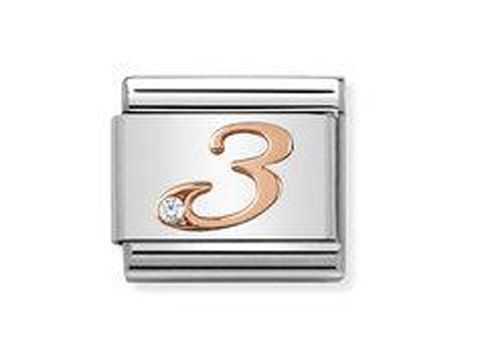Zahlen Charm von Nomination in der Ausführung 430315 03 mit der Nummer drei in roségold und einem kleinen Zirkonia auf einer silbernen Basis, ideal für persönliche Schmuckstücke.