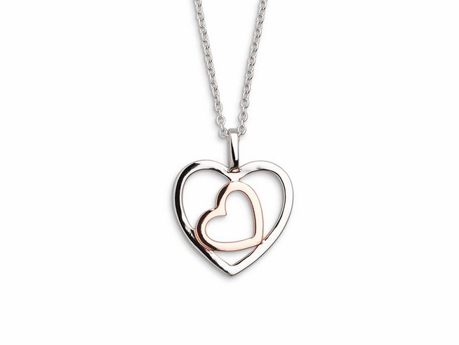 Xenox Sterling Silber Kette XS2774R mit einer Ankerkette von 40 bis 45 cm, verziert mit einem Roségold Herzen, das in ein größeres Herz eingefasst ist, ideal für Liebesgeschichten.